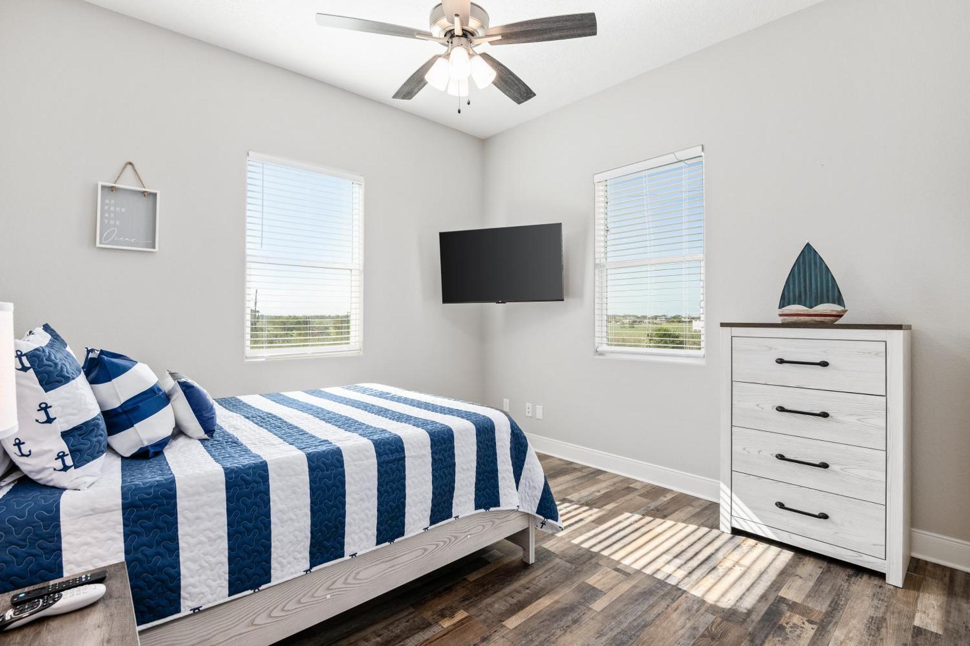 Stylish 4Br Crystal Beach Retreat Walk To Beach Bolivar Peninsula المظهر الخارجي الصورة