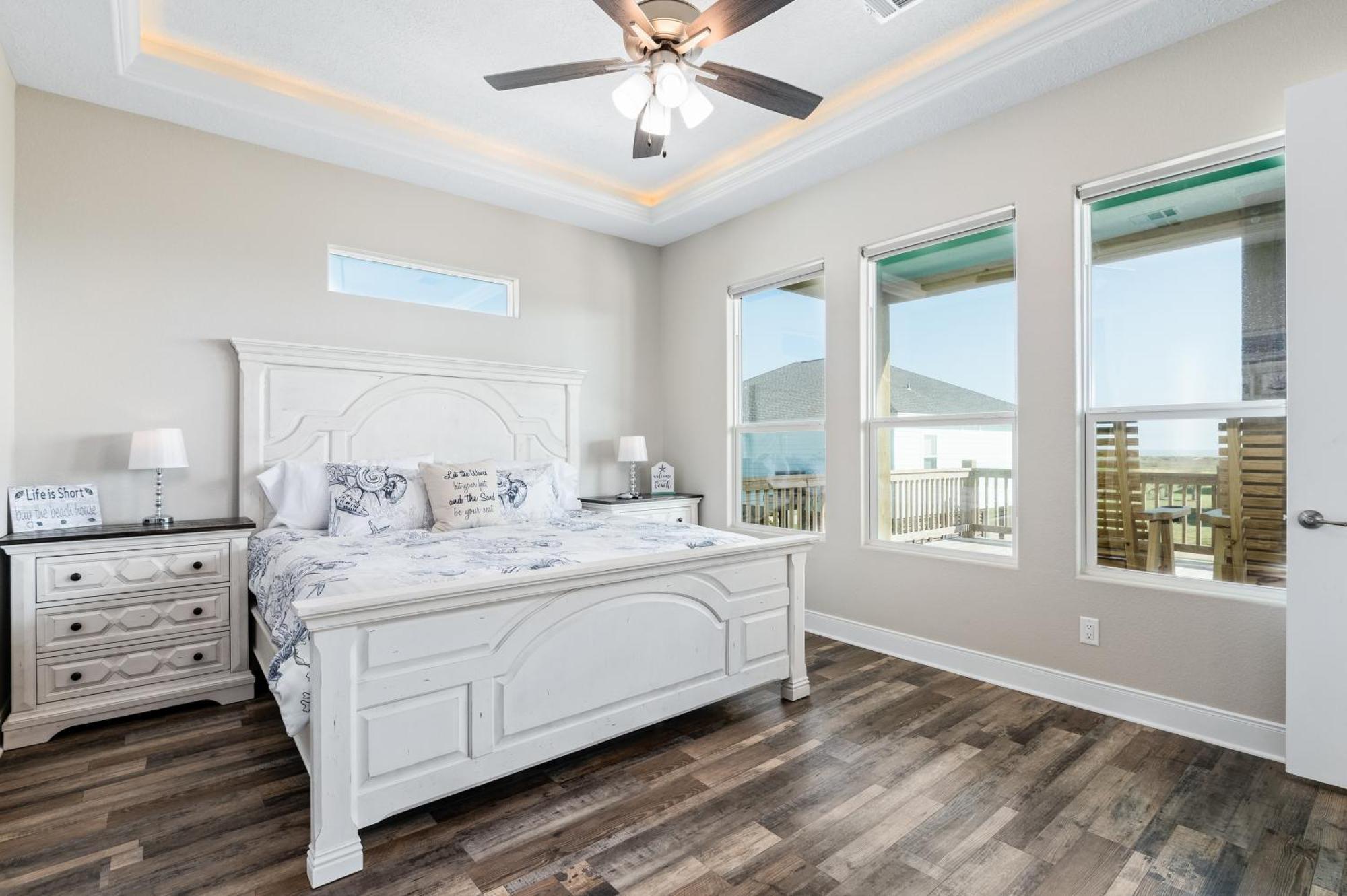 Stylish 4Br Crystal Beach Retreat Walk To Beach Bolivar Peninsula المظهر الخارجي الصورة